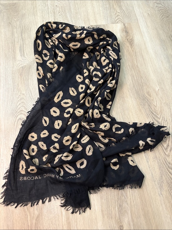 Marc By Marc Jacobs Accessories - Marc by Marc Jacobs Mademoiselle Kiss Lips Print Scarf One Size novelty designer